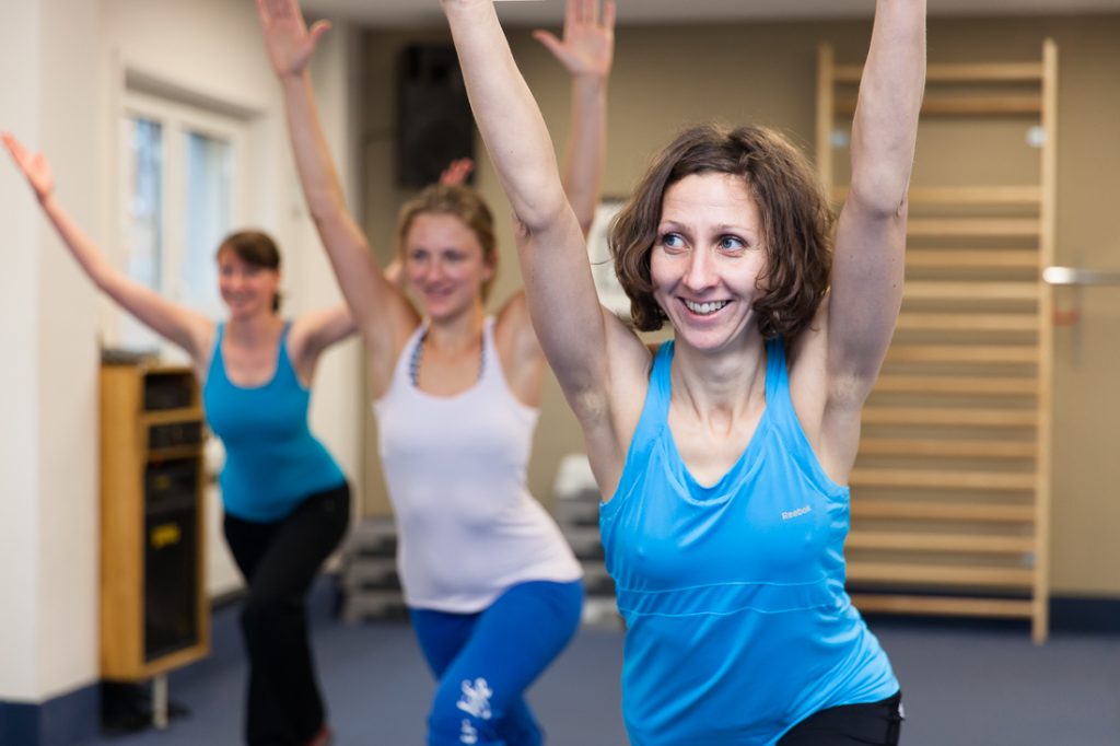 Teilnehmende beim Bodyshape, Bauch-Beine-Po